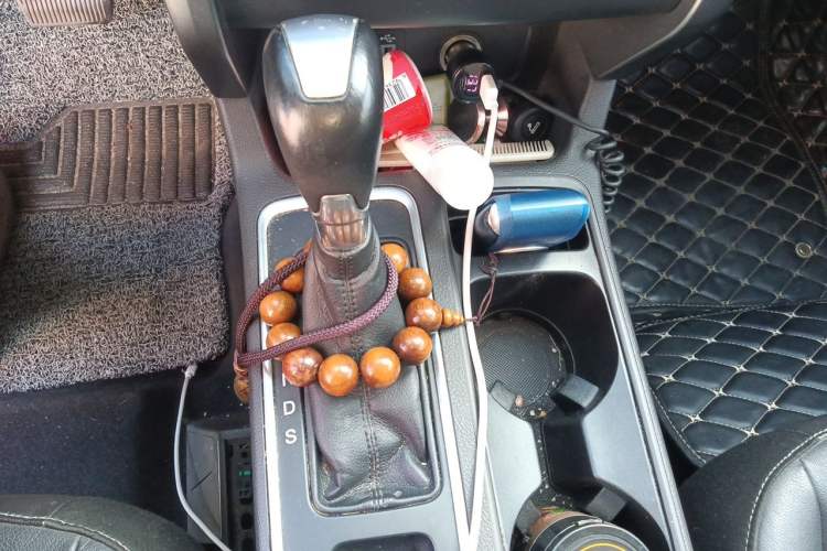 Used Ford Kuga 2017 EcoBoost 180 Two-Wheel-Drive Tiger Leap Model Gear Lever