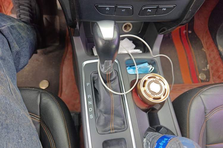 Used Ford Kuga 2017 EcoBoost 245 Four-Wheel-Drive Sport Model Gear Lever