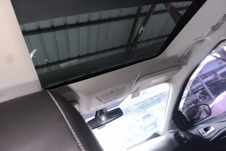 Used Ford Kuga 2017 EcoBoost 245 Four-Wheel Drive Platinum Edition Headliner