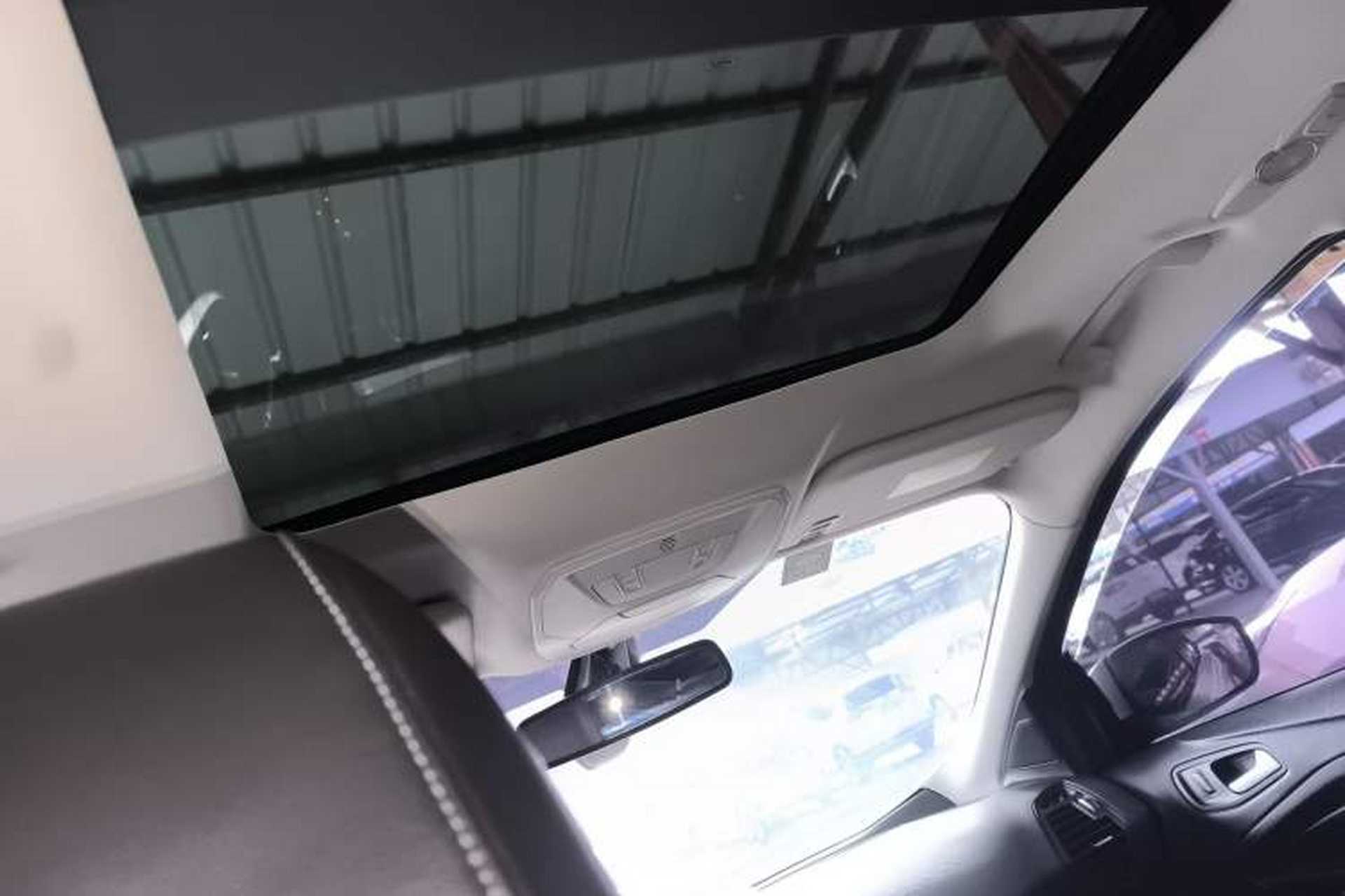 Used Ford Kuga 2017 EcoBoost 245 Four-Wheel Drive Platinum Edition Headliner