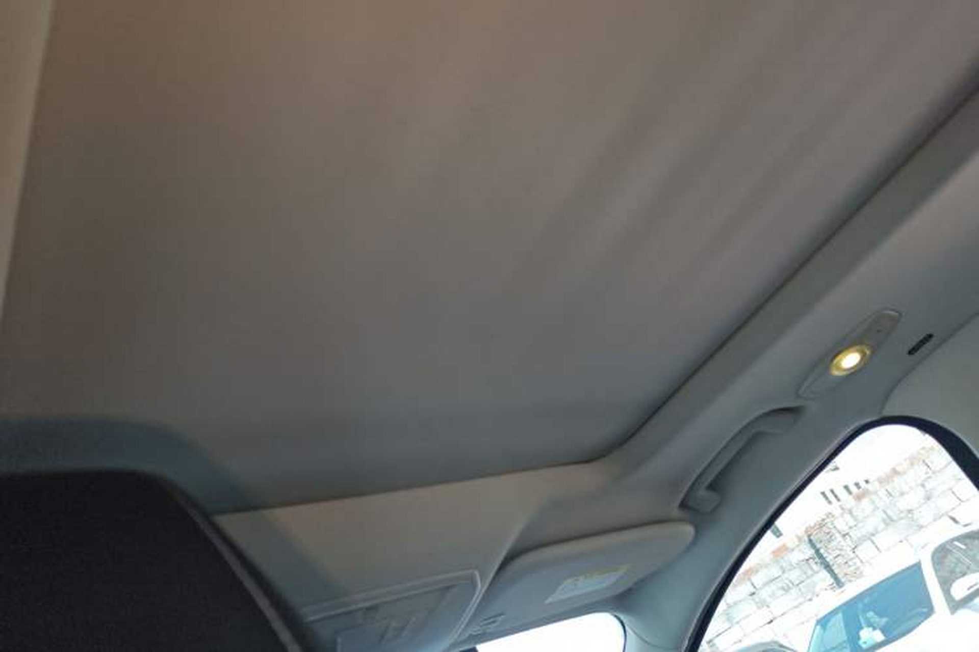 Used Ford Kuga 2017 EcoBoost 180 Two-Wheel-Drive Tiger Leap Model Headliner