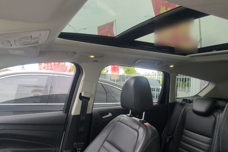 Used Ford Kuga 2017 EcoBoost 180 Two-Wheel-Drive Luxury Wing Edition Headliner