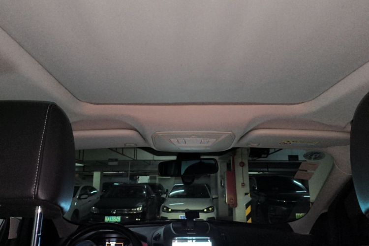 Used Ford Kuga 2017 EcoBoost 180 Two-Wheel-Drive Tiger Leap Model Headliner