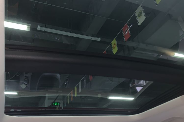 Used Ford Kuga 2017 EcoBoost 180 Two-Wheel-Drive Platinum Edition Headliner