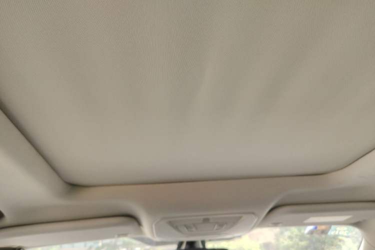 Used Ford Kuga 2017 EcoBoost 180 Two-Wheel-Drive Platinum Edition Headliner