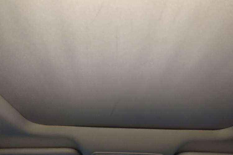 Used Ford Kuga 2017 EcoBoost 180 Two-Wheel-Drive Platinum Edition Headliner