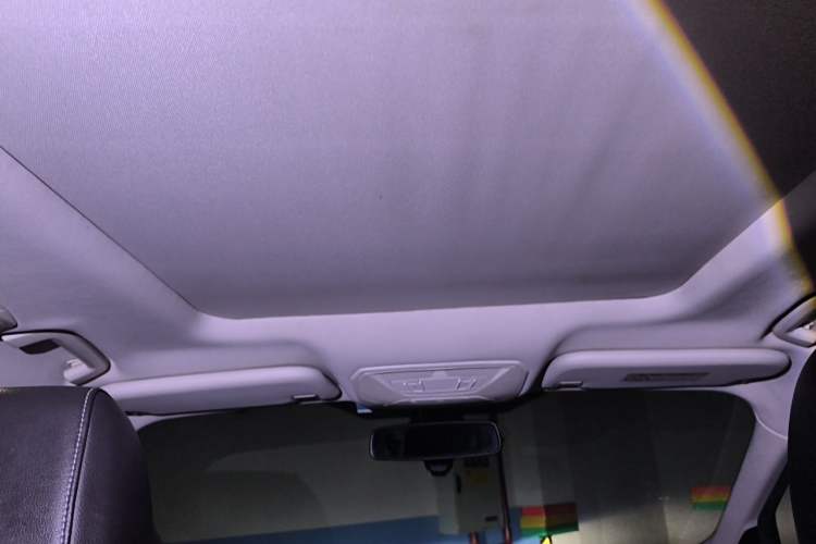 Used Ford Kuga 2017 EcoBoost 180 Two-Wheel-Drive Platinum Edition Headliner