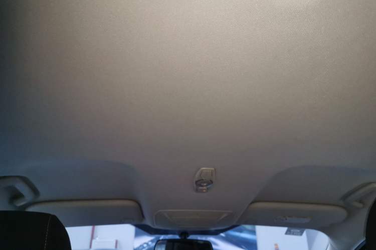 Used Ford Kuga 2017 EcoBoost 180 Two-Wheel-Drive Elite Trim Headliner