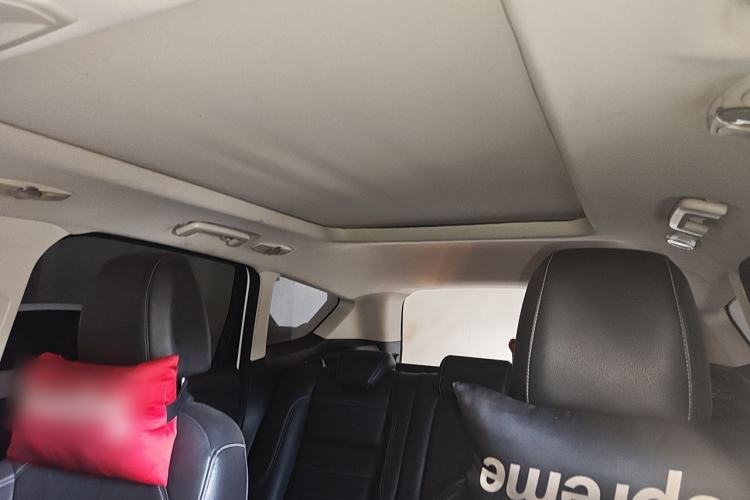 Used Ford Kuga 2017 EcoBoost 180 Two-Wheel-Drive Tiger Leap Model Headliner