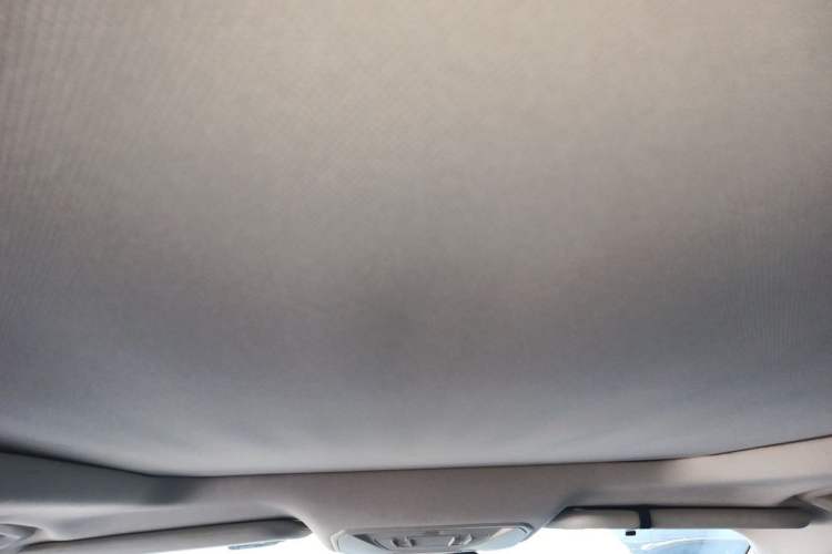 Used Ford Kuga 2017 EcoBoost 180 Two-Wheel-Drive Tiger Leap Model Headliner