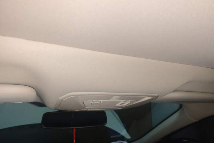 Used Ford Kuga 2017 EcoBoost 245 Four-Wheel-Drive Sport Model Headliner