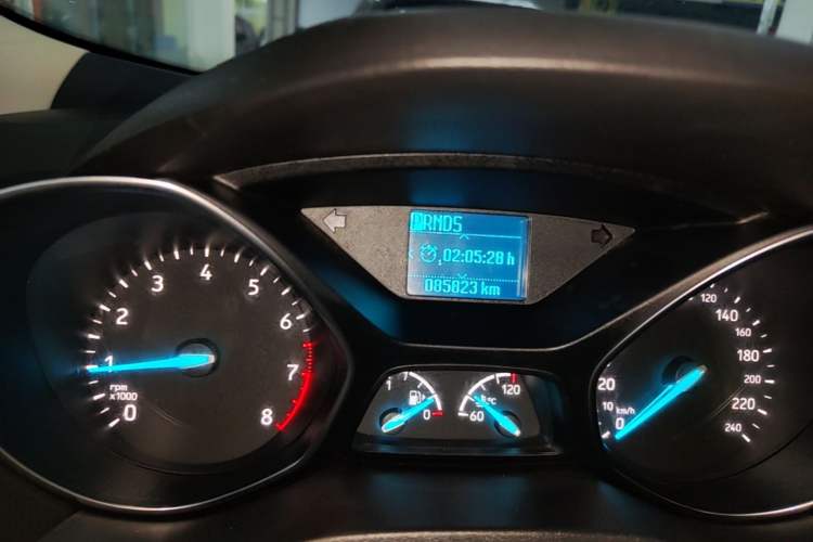 Used Ford Kuga 2017 EcoBoost 180 Two-Wheel-Drive Elite Trim Instrument Cluster
