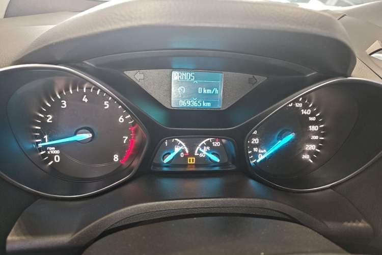 Used Ford Kuga 2017 EcoBoost 180 Two-Wheel-Drive Elite Trim Instrument Cluster