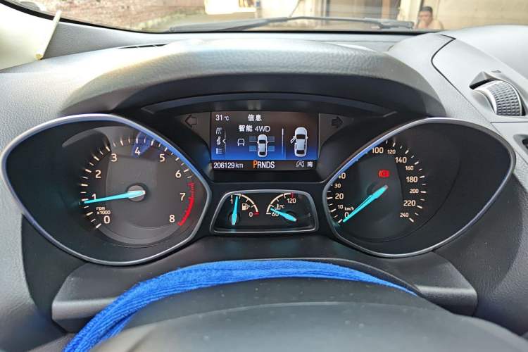 Used Ford Kuga 2017 EcoBoost 245 Four-Wheel-Drive Sport Model Instrument Cluster