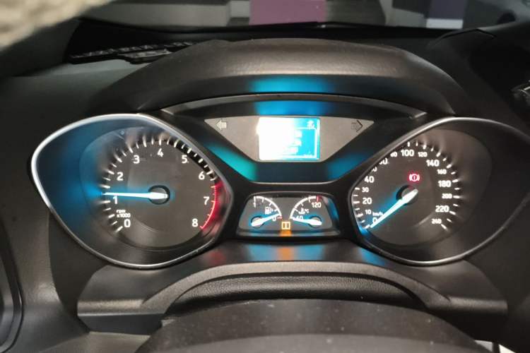 Used Ford Kuga 2017 EcoBoost 180 Two-Wheel-Drive Platinum Edition Instrument Cluster