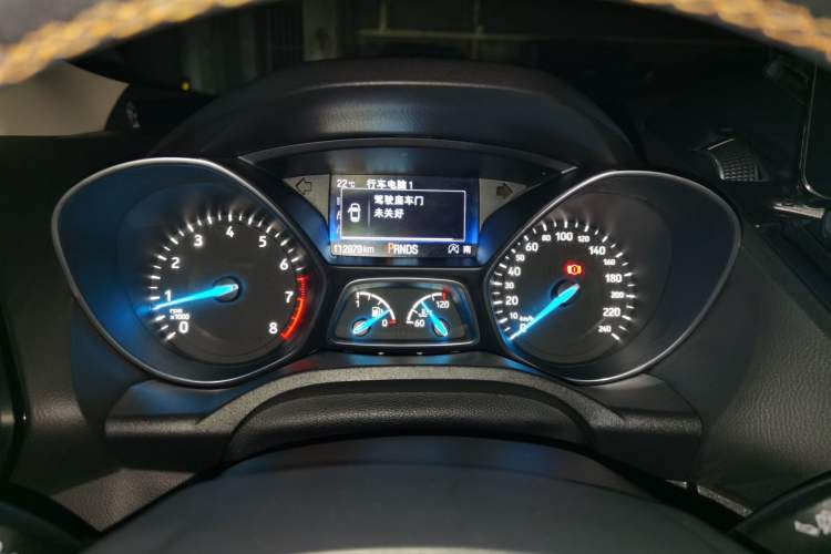 Used Ford Kuga 2017 EcoBoost 245 Four-Wheel-Drive Sport Model Instrument Cluster