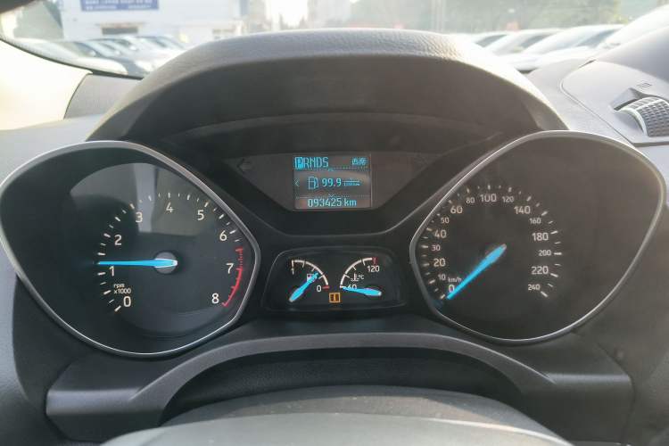 Used Ford Kuga 2017 EcoBoost 180 Two-Wheel-Drive Platinum Edition Instrument Cluster