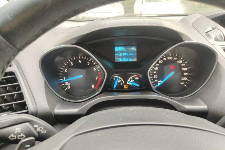 Used Ford Kuga 2017 EcoBoost 180 Two-Wheel-Drive Platinum Edition Instrument Cluster