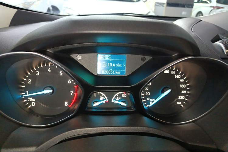 Used Ford Kuga 2017 EcoBoost 180 Two-Wheel-Drive Platinum Edition Instrument Cluster