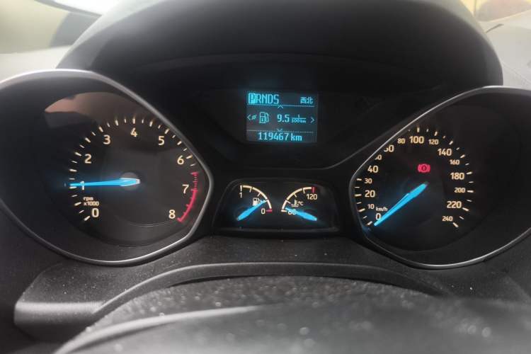 Used Ford Kuga 2017 EcoBoost 180 Two-Wheel-Drive Platinum Edition Instrument Cluster