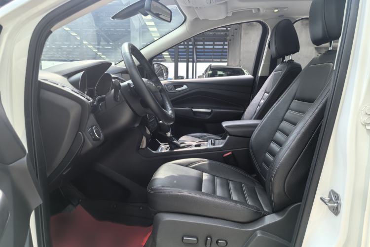 Used Ford Kuga 2017 EcoBoost 245 Four-Wheel Drive Platinum Edition Interior 1