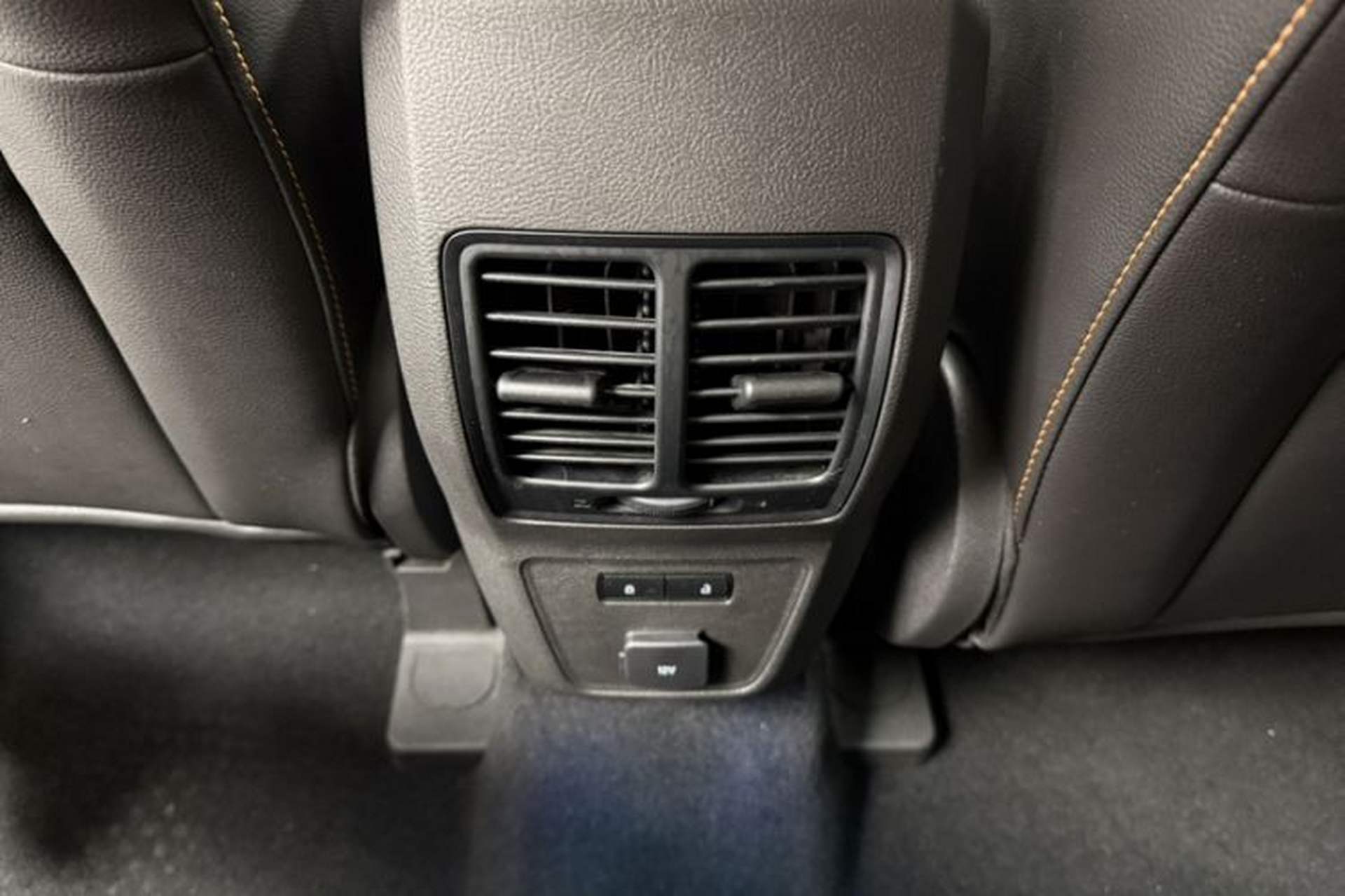 Used Ford Kuga 2017 EcoBoost 245 Four-Wheel-Drive Sport Model Interior 12