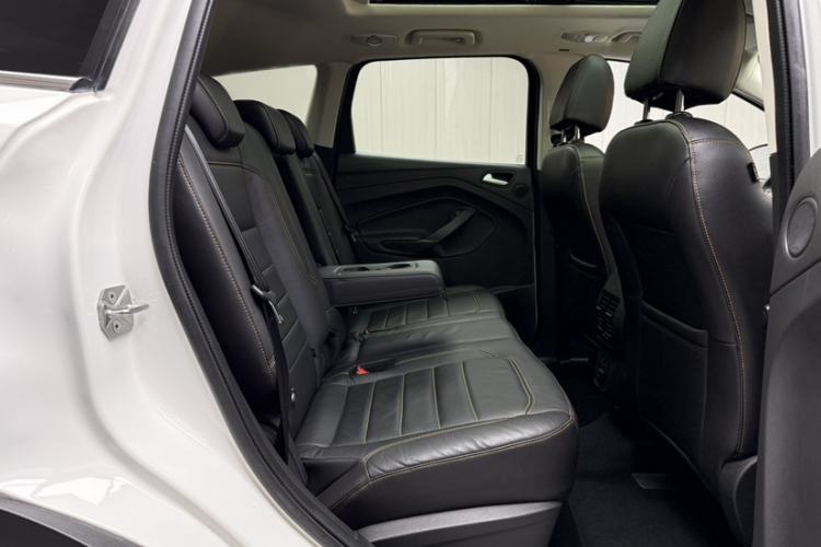 Used Ford Kuga 2017 EcoBoost 245 Four-Wheel-Drive Sport Model Interior 15