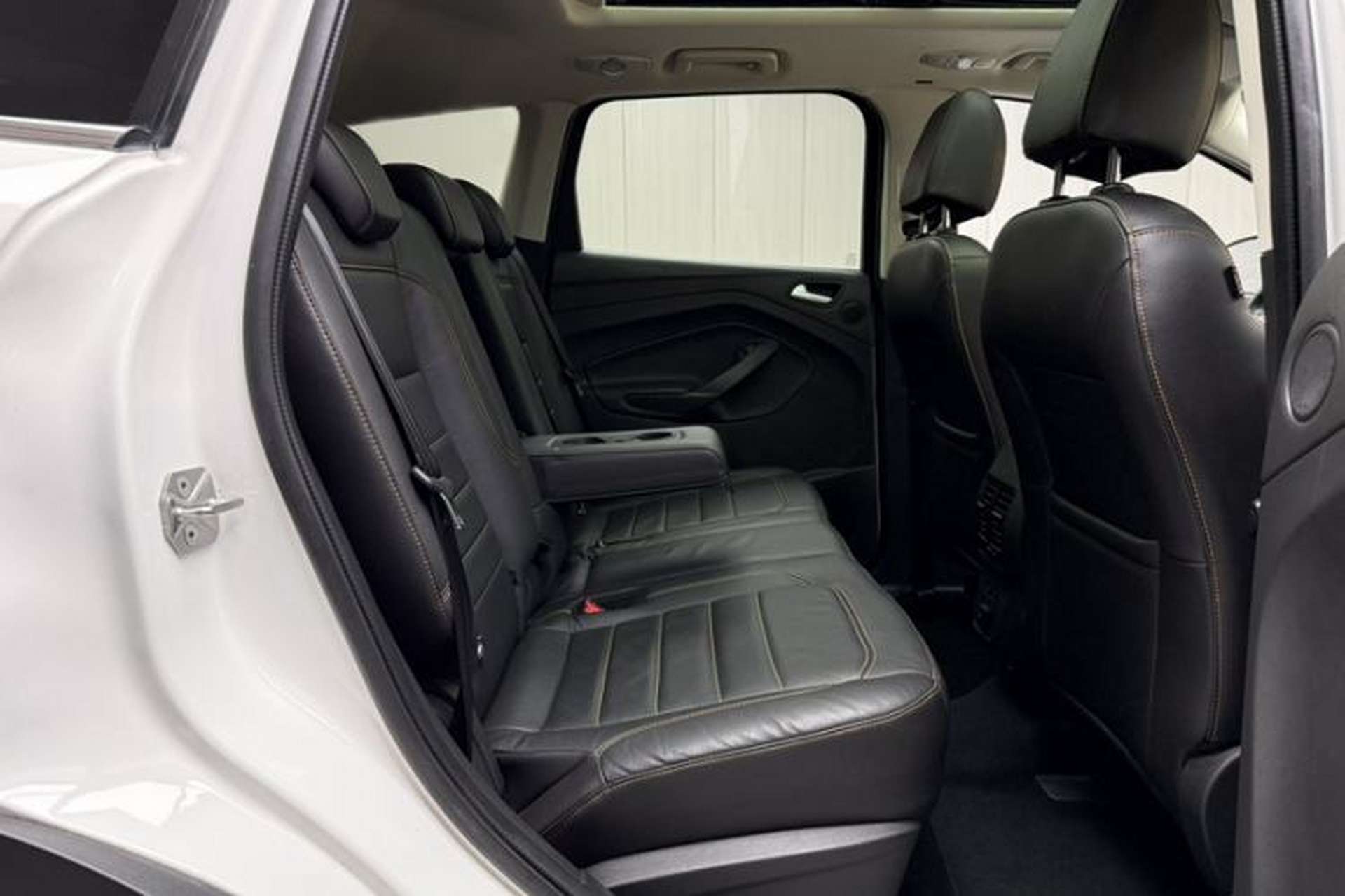 Used Ford Kuga 2017 EcoBoost 245 Four-Wheel-Drive Sport Model Interior 15