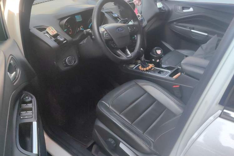 Used Ford Kuga 2017 EcoBoost 180 Two-Wheel-Drive Tiger Leap Model Interior 3