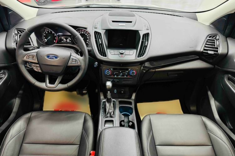 Used Ford Kuga 2017 EcoBoost 180 Two-Wheel-Drive Luxury Wing Edition Interior 3