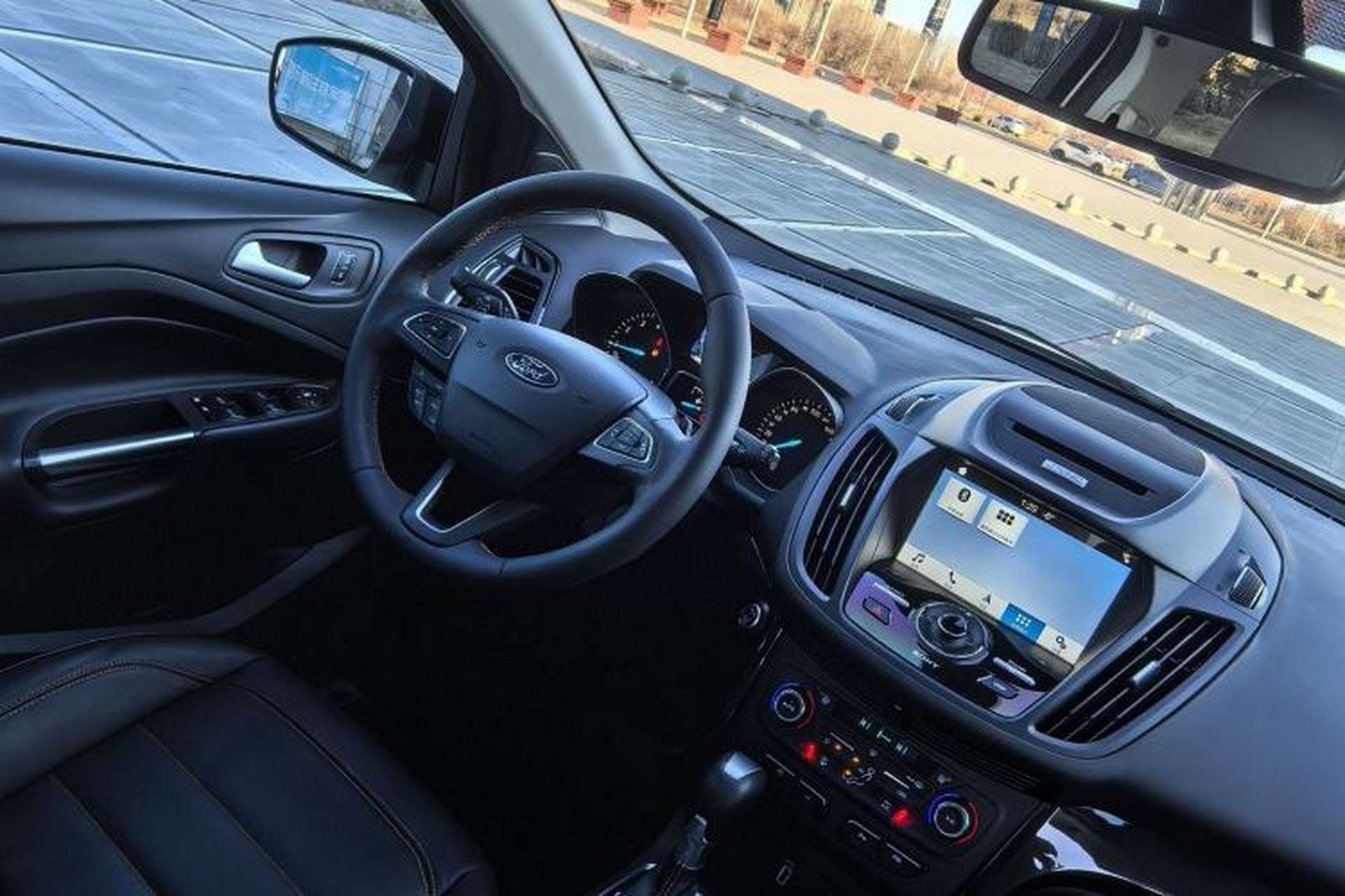 Used Ford Kuga 2017 EcoBoost 245 Four-Wheel-Drive Sport Model Interior 7