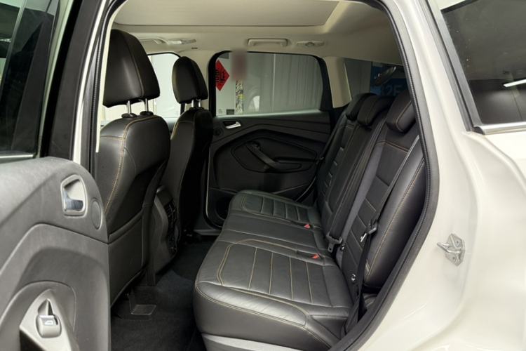 Used Ford Kuga 2017 EcoBoost 245 Four-Wheel-Drive Sport Model Interior 9