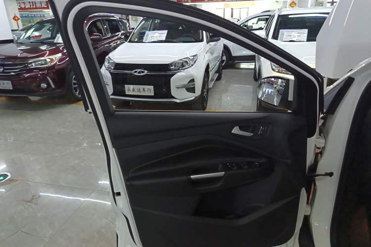 Used Ford Kuga 2017 EcoBoost 180 Two-Wheel-Drive Platinum Edition Left Front Door Interior