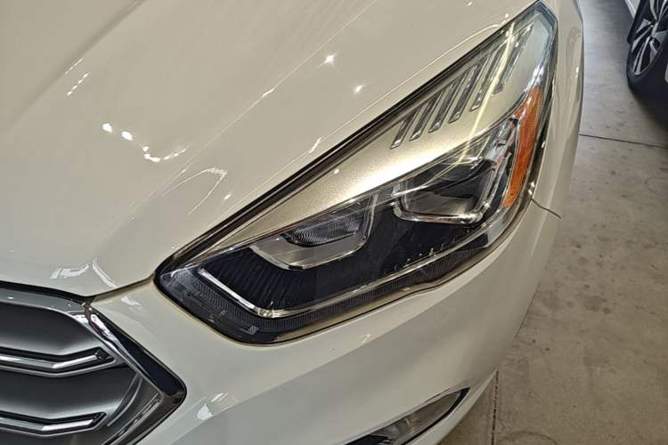 Used Ford Kuga 2017 EcoBoost 180 Two-Wheel-Drive Elite Trim Left Front Headlight