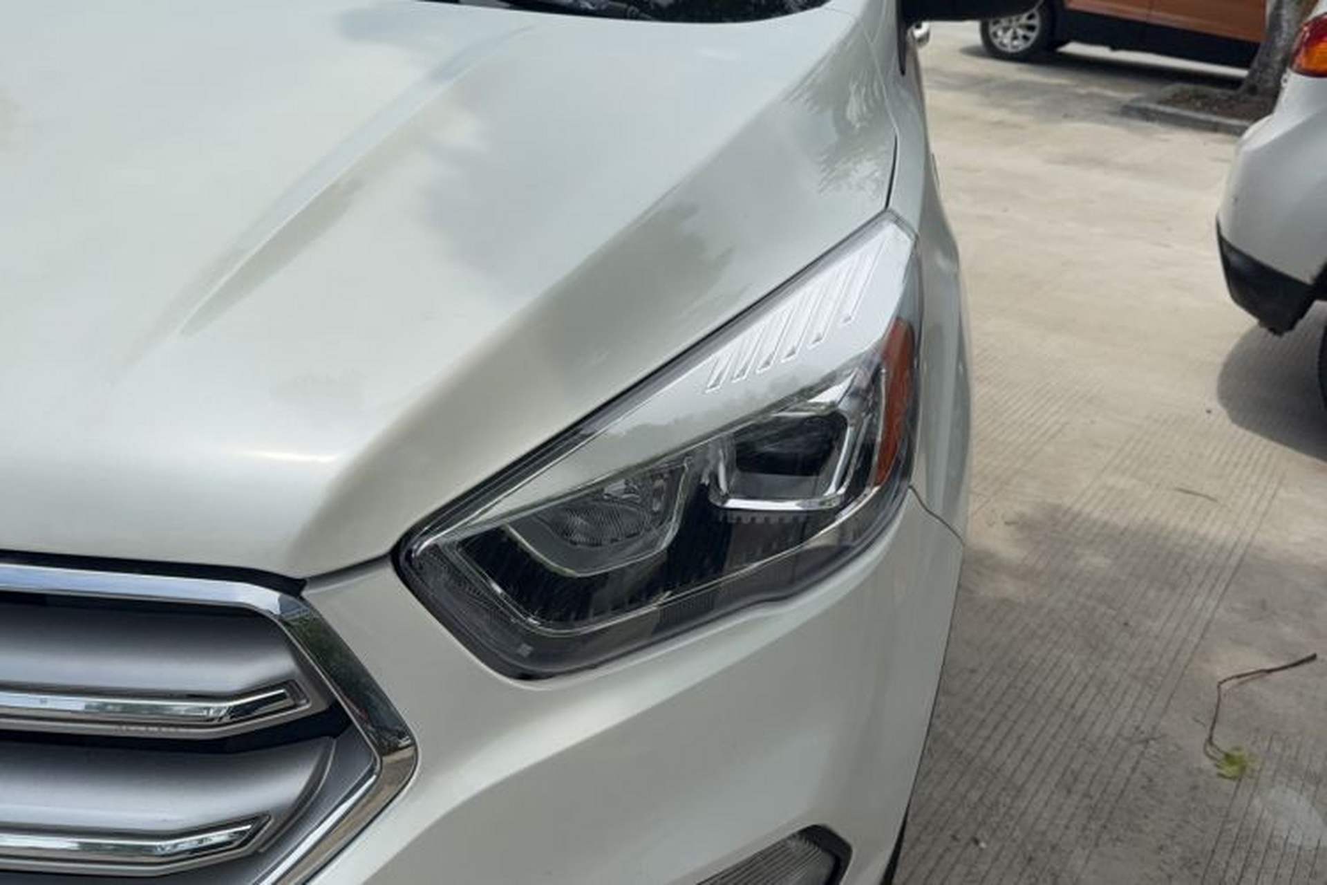Used Ford Kuga 2017 EcoBoost 180 Four-Wheel Drive Luxury Wing Model Left Front Headlight
