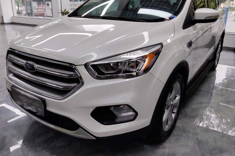 Used Ford Kuga 2017 EcoBoost 180 Two-Wheel-Drive Elite Trim Left Front Headlight
