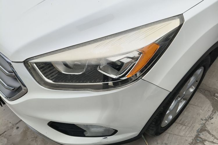Used Ford Kuga 2017 EcoBoost 180 Two-Wheel-Drive Tiger Leap Model Left Front Headlight
