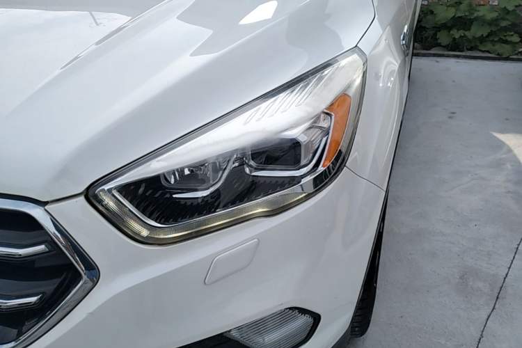 Used Ford Kuga 2017 EcoBoost 245 4x4 Prestige Edition Left Front Headlight