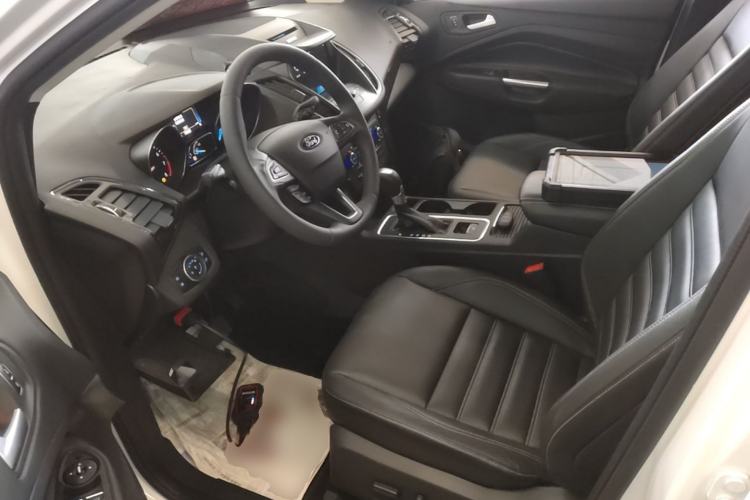 Used Ford Kuga 2017 EcoBoost 180 Four-Wheel Drive Luxury Wing Model Left Front Seat
