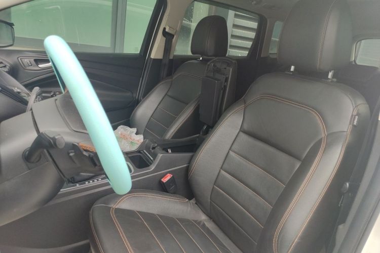 Used Ford Kuga 2017 EcoBoost 245 Four-Wheel-Drive Sport Model Left Front Seat