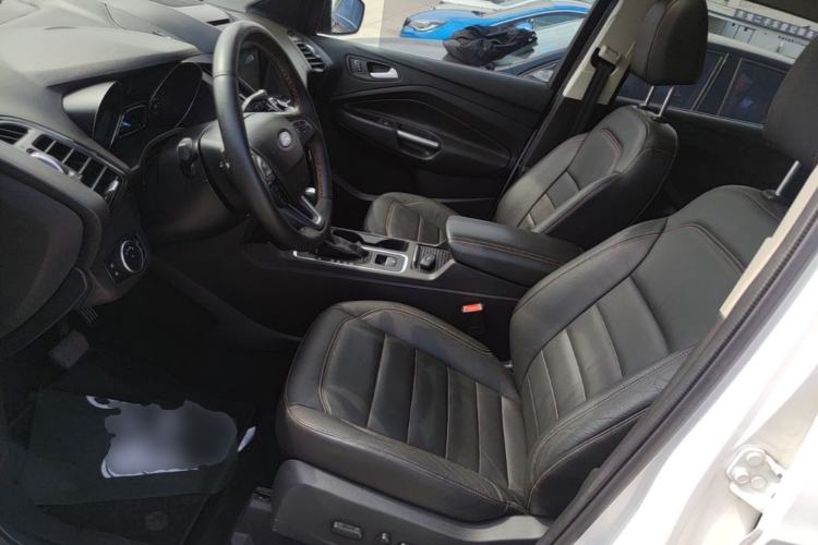 Used Ford Kuga 2017 EcoBoost 245 Four-Wheel-Drive Sport Model Left Front Seat