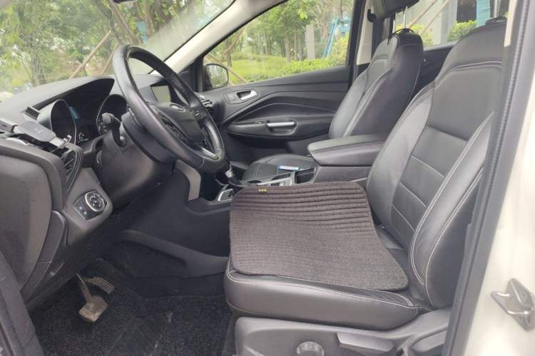 Used Ford Kuga 2017 EcoBoost 180 Two-Wheel-Drive Tiger Leap Model Left Front Seat