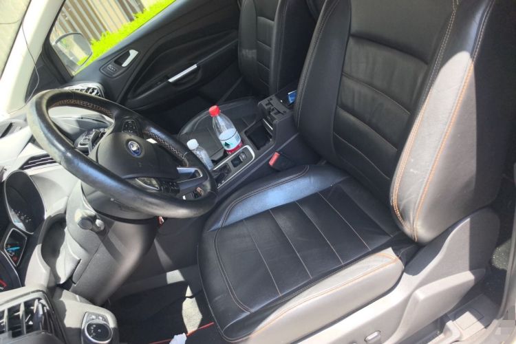 Used Ford Kuga 2017 EcoBoost 245 Four-Wheel-Drive Sport Model Left Front Seat