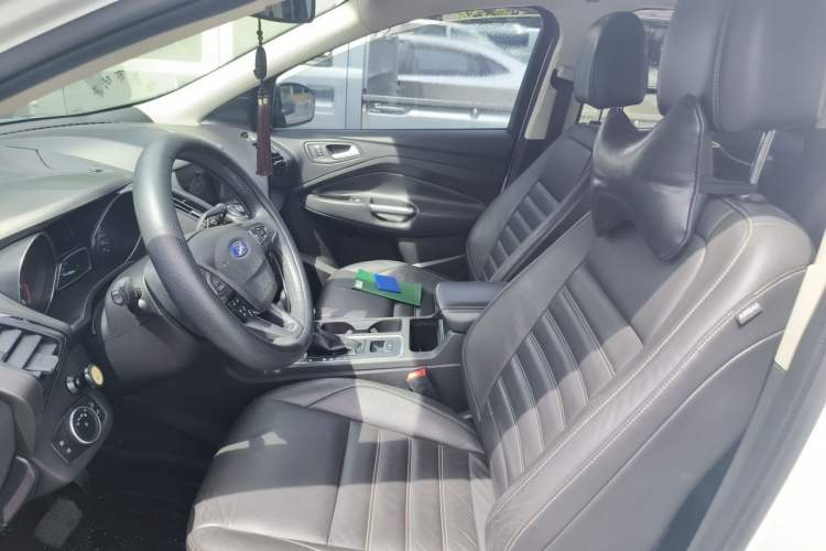 Used Ford Kuga 2017 EcoBoost 245 Four-Wheel Drive Titanium Edition Left Front Seat