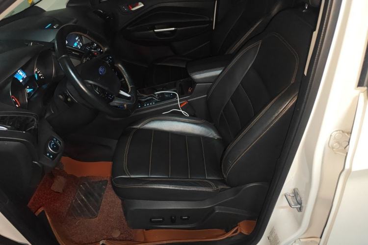 Used Ford Kuga 2017 EcoBoost 245 Four-Wheel-Drive Sport Model Left Front Seat