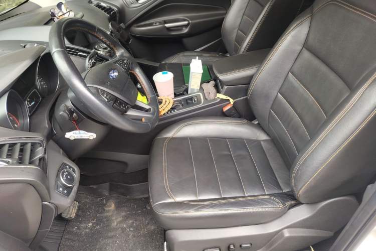 Used Ford Kuga 2017 EcoBoost 245 Four-Wheel-Drive Sport Model Left Front Seat