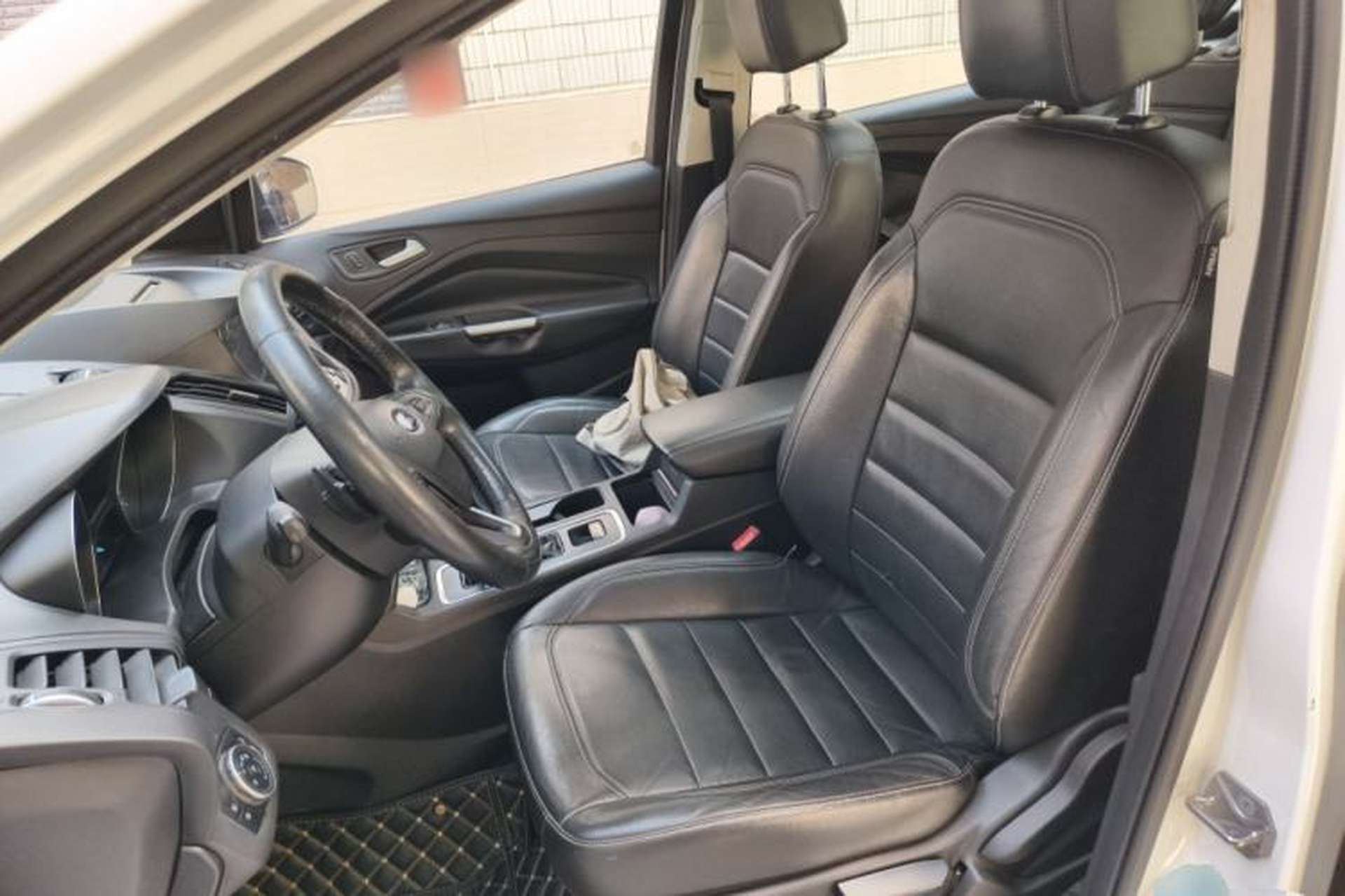 Used Ford Kuga 2017 EcoBoost 180 Two-Wheel-Drive Tiger Leap Model Left Front Seat