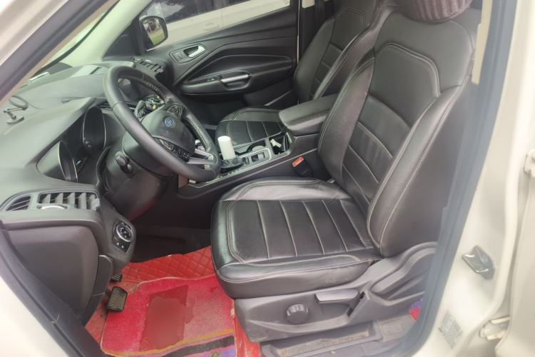 Used Ford Kuga 2017 EcoBoost 180 Two-Wheel-Drive Tiger Leap Model Left Front Seat