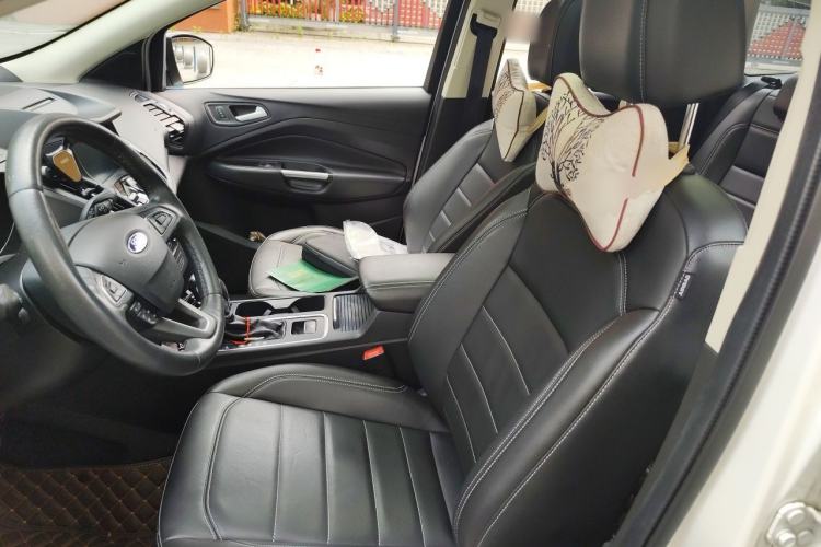 Used Ford Kuga 2017 EcoBoost 180 Two-Wheel-Drive Tiger Leap Model Left Front Seat