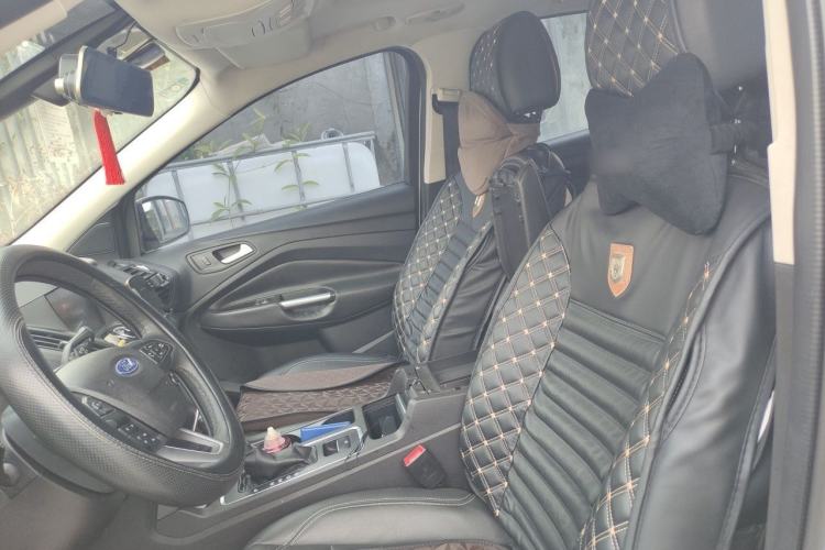 Used Ford Kuga 2017 EcoBoost 180 Two-Wheel-Drive Tiger Leap Model Left Front Seat